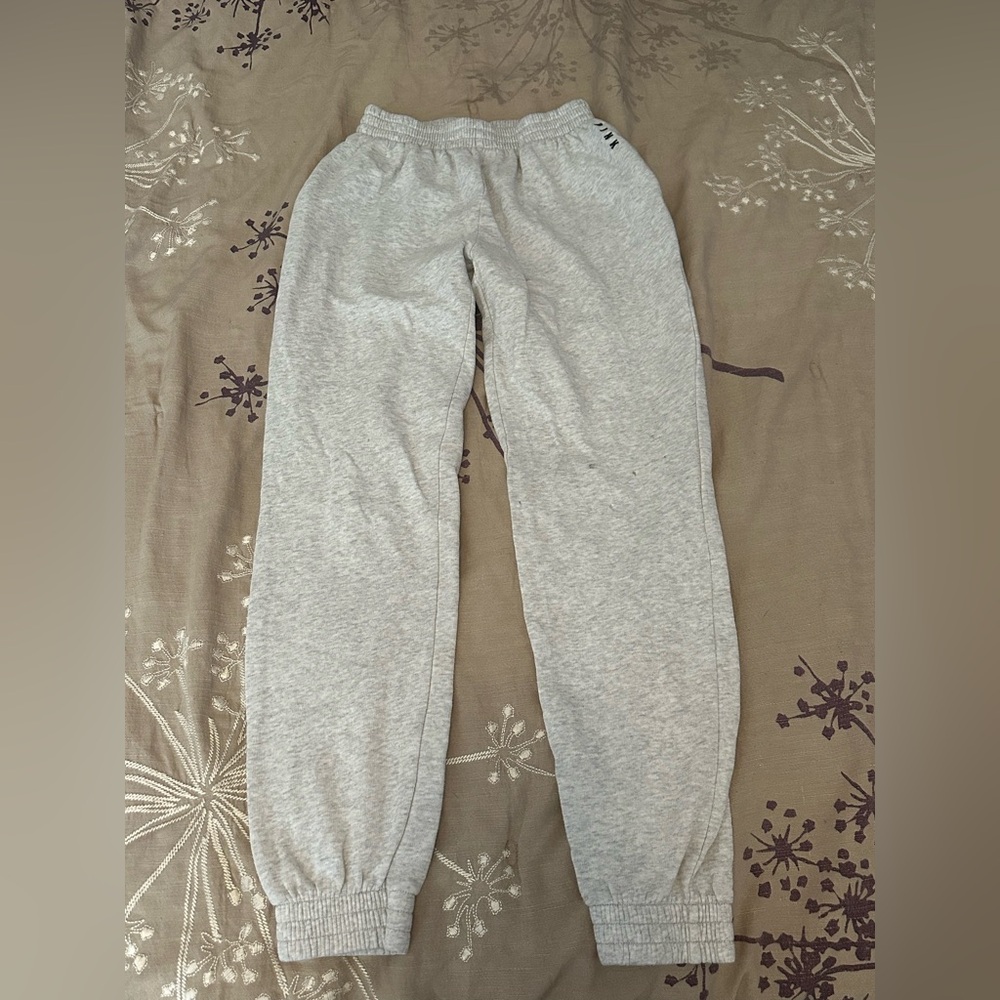 FLAWED PINK Victoria's Secret Light Gray Joggers
